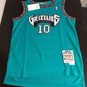 VINTAGE MEMPHIS GRIZZLIES MIKE BIBBY STITCHED JERSEY